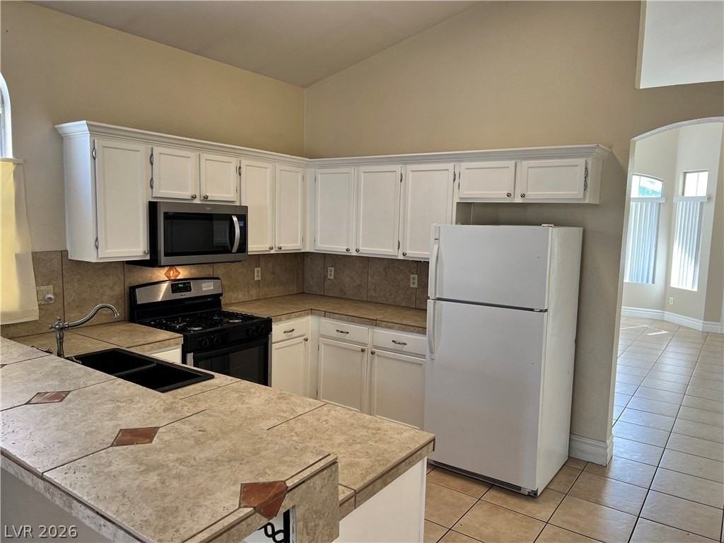 5705 Cliff Point Ct - Photo 5 of 15