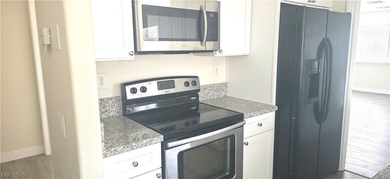 840 E Elderberry St #840 - Photo 7 of 20