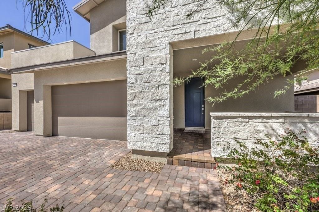 12392 Aster Hills Ave - Photo 2 of 50