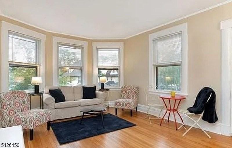 4 Claremont Pl #2 - Photo 3 of 12