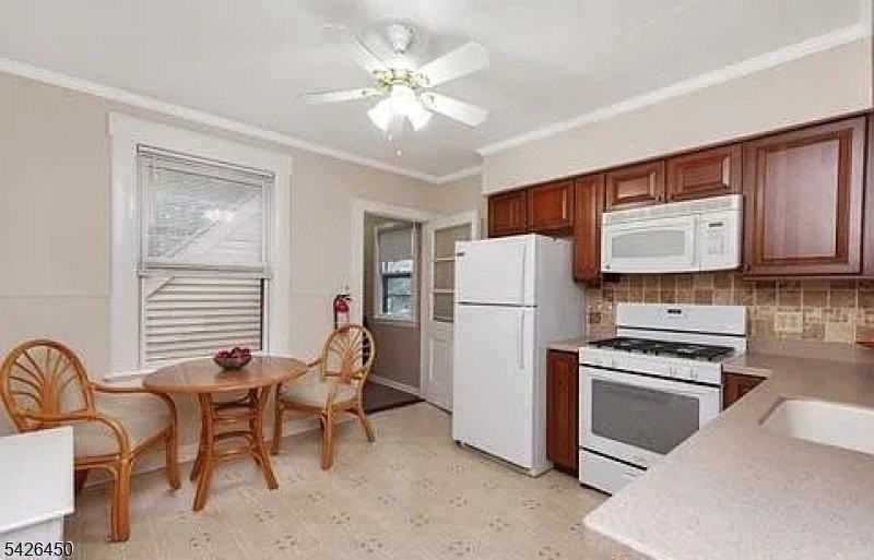4 Claremont Pl #2 - Photo 4 of 12