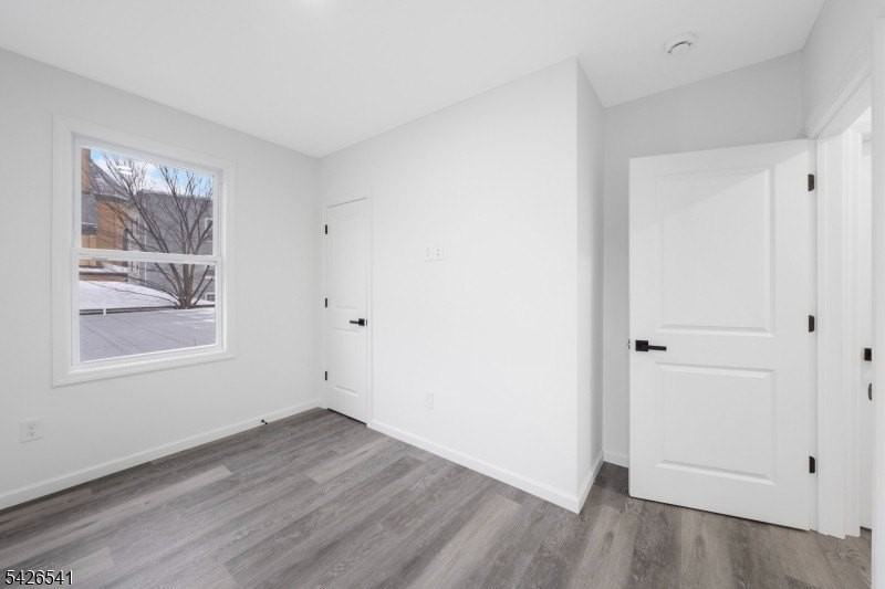 324 2nd St #2 - Photo 4 of 11