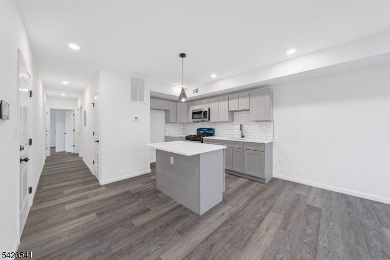 324 2nd St #2 - Photo 7 of 11