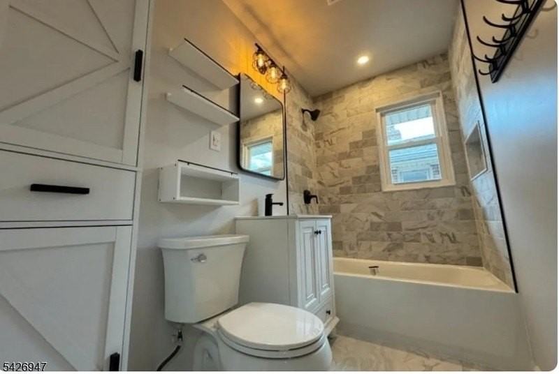 315 W Price St #2 - Photo 3 of 11