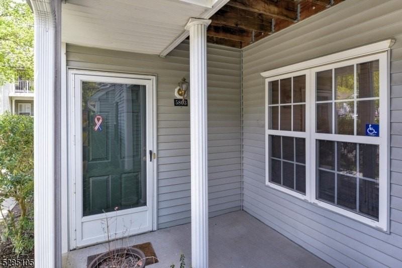 5803 Tudor Dr - Photo 5 of 37