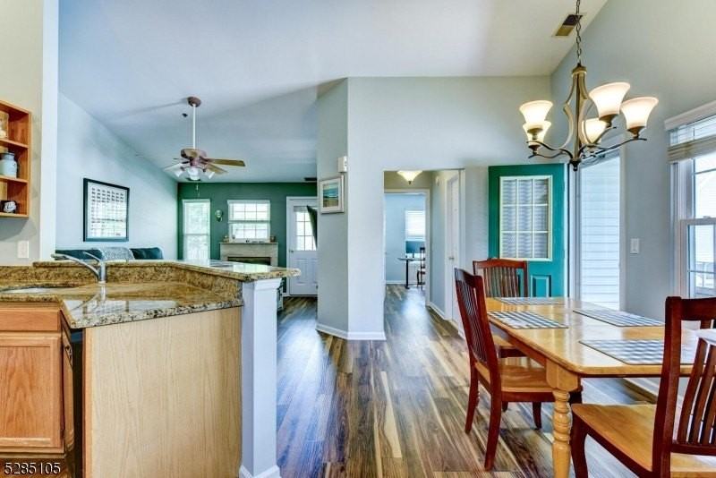 5803 Tudor Dr - Photo 7 of 37