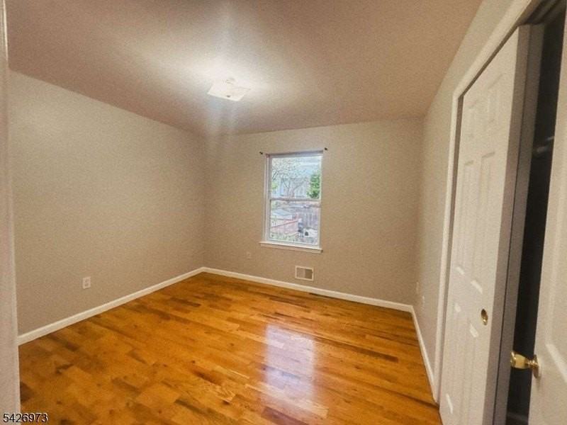 415 S 8th St - Photo 4 of 9