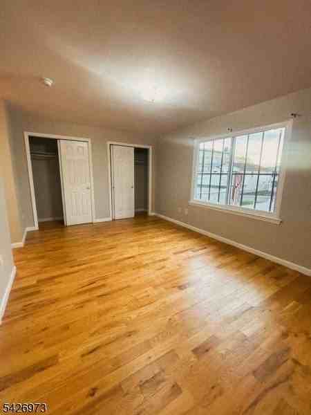 415 S 8th St - Photo 5 of 9