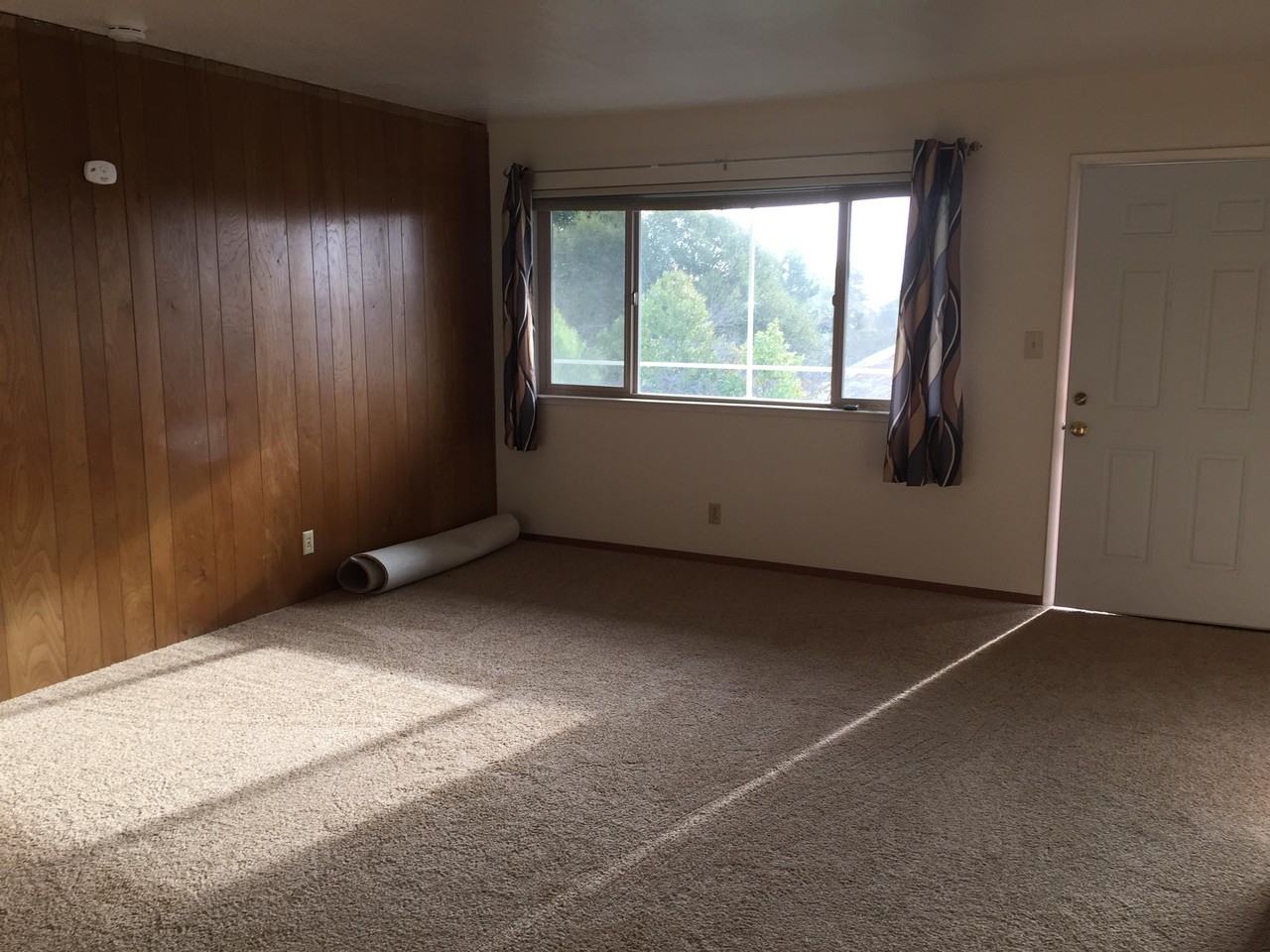 340 Highland - Photo 4 of 9