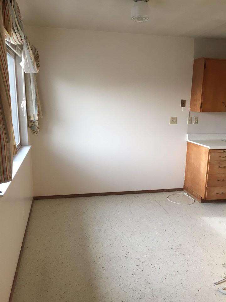 340 Highland - Photo 7 of 9