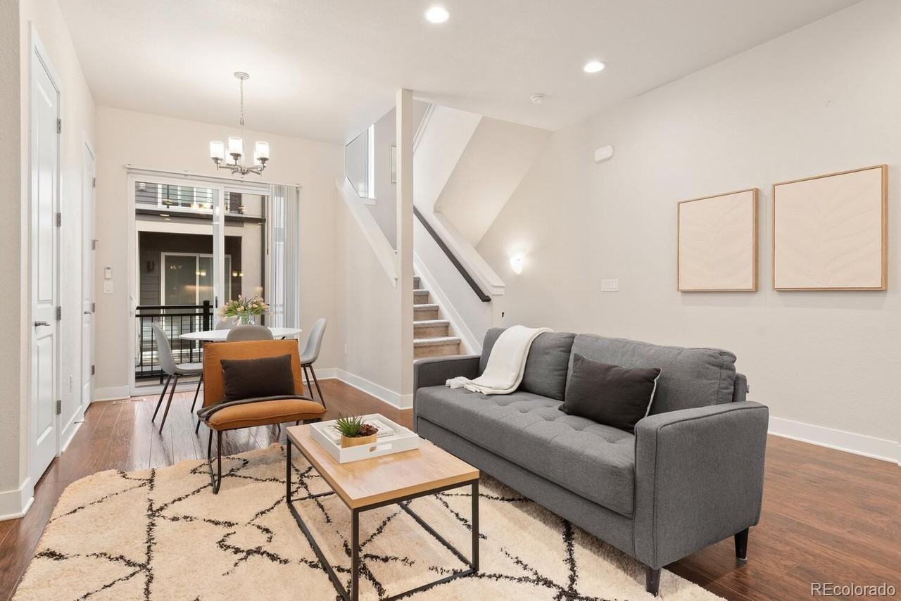 1635 KING ST - Photo 7 of 37