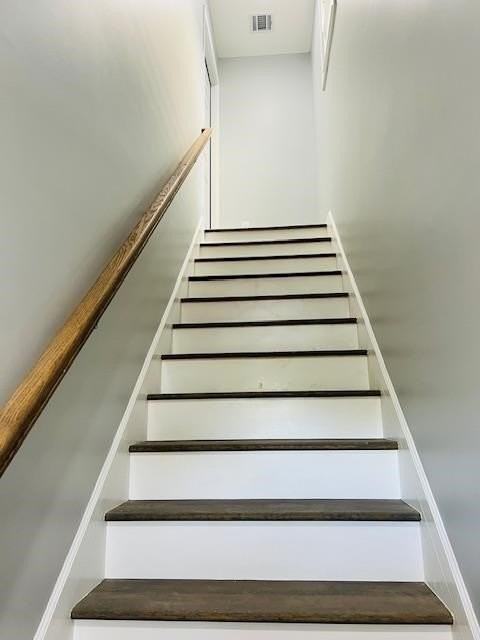 607 Garfield Ave - Photo 2 of 29