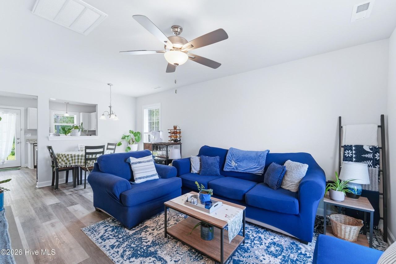 221 Crab Claw Spit Ln - Photo 3 of 24