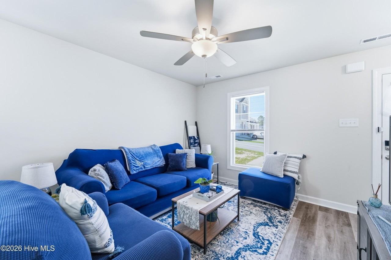 221 Crab Claw Spit Ln - Photo 5 of 24