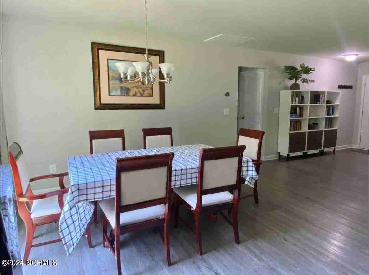 146 Wooster Rd - Photo 5 of 21