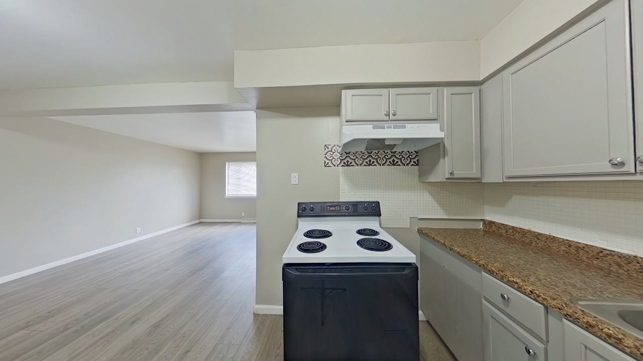 4321 Morgan Ford Road - Photo 5 of 9
