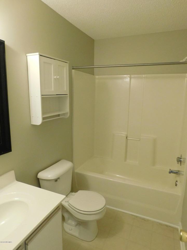 203 Spring Meadows Cir - Photo 6 of 9