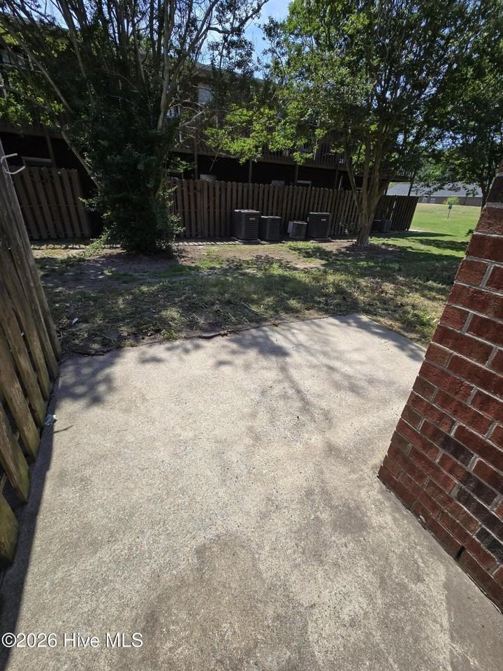 2603 Richard Dr #B - Photo 4 of 10