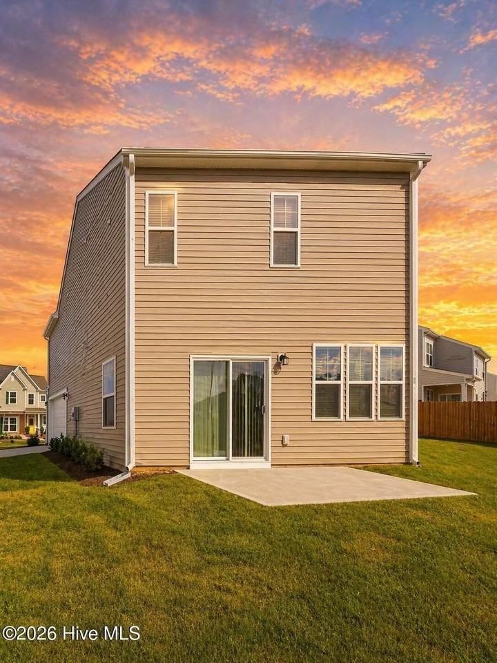 1649 King St - Photo 2 of 17