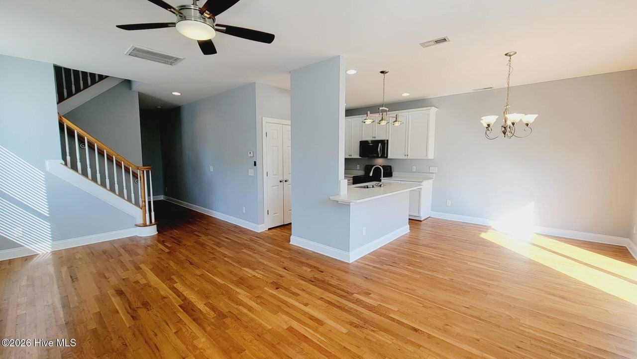 104 Durands Lndg - Photo 5 of 32