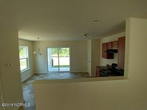 118 Beacon Woods Dr - Photo 3 of 12