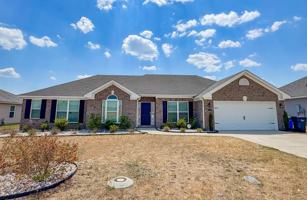 featured image of 2933 Easton Dr