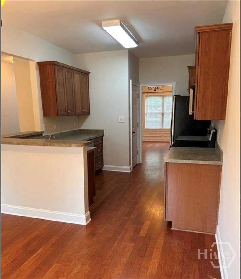 1111 Brookshire Dr - Photo 4 of 16