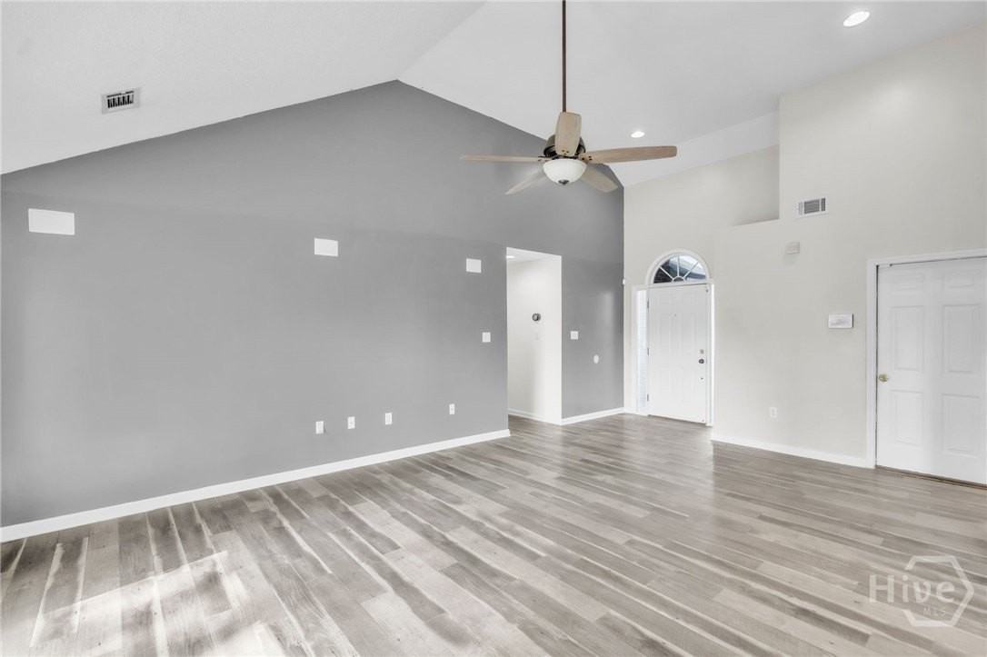 175 Salt Landing Cir - Photo 4 of 32