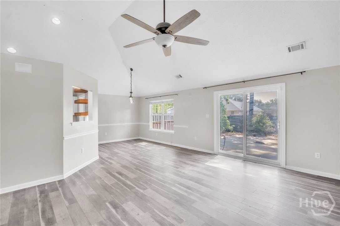 175 Salt Landing Cir - Photo 6 of 32