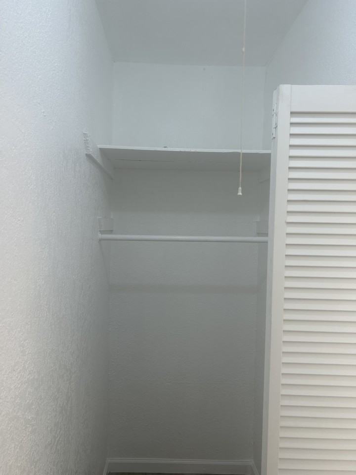 430 South Washington Street - Photo 6 of 15