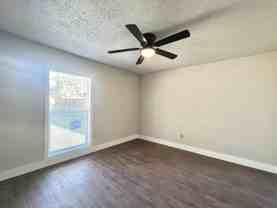 2620 25th St - Photo 1 of 1