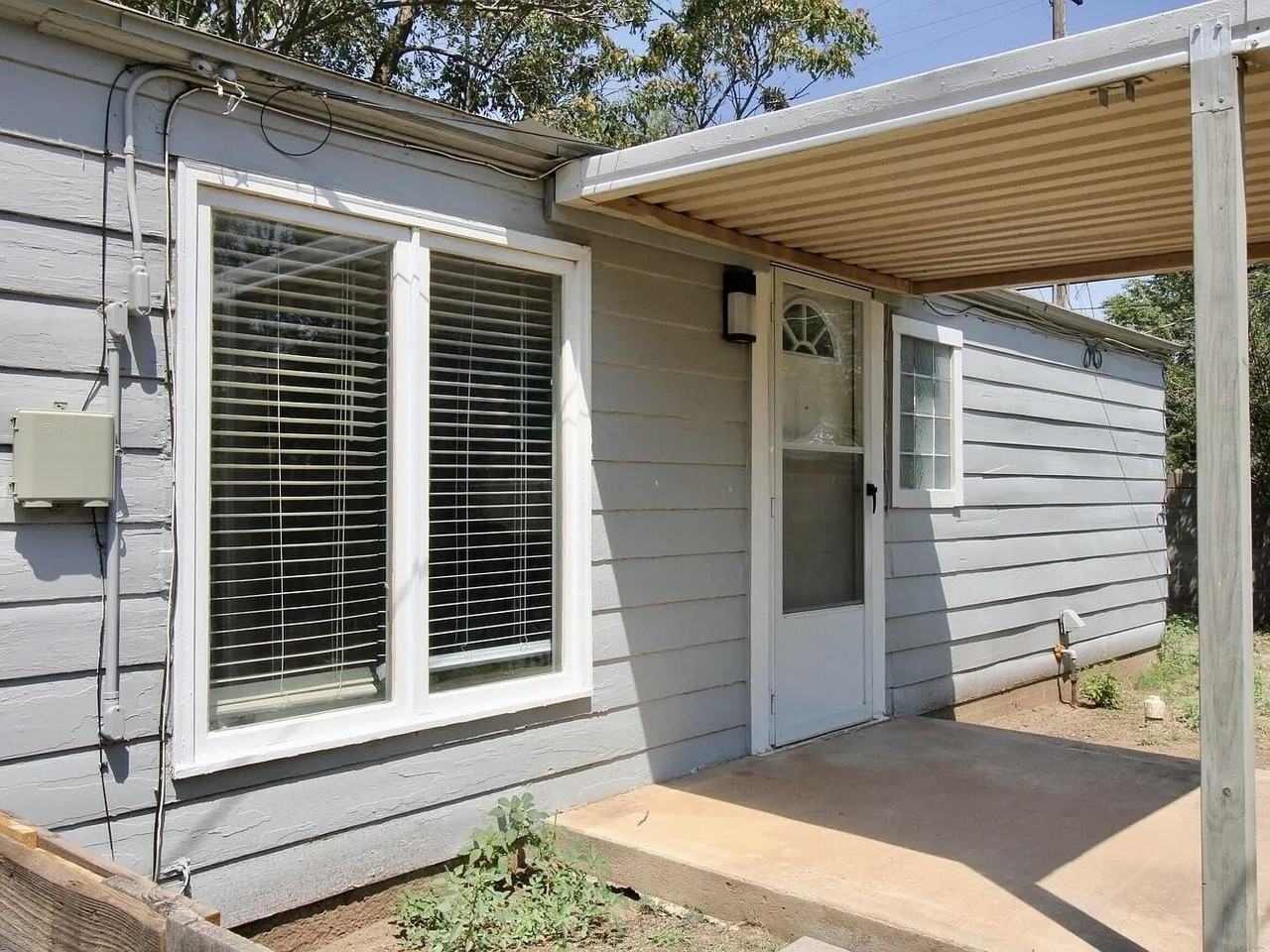 2216 30th St #REAR - Photo 2 of 14