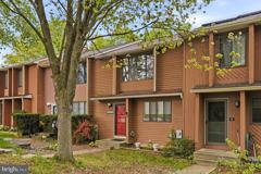 1382 Almond Dr - Photo 1 of 1