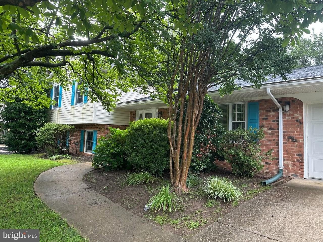 2505 Rocky Branch Rd - Photo 2 of 11