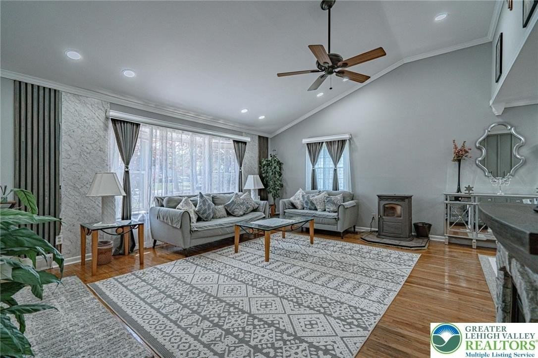 2627 Nottingham Rd - Photo 5 of 31