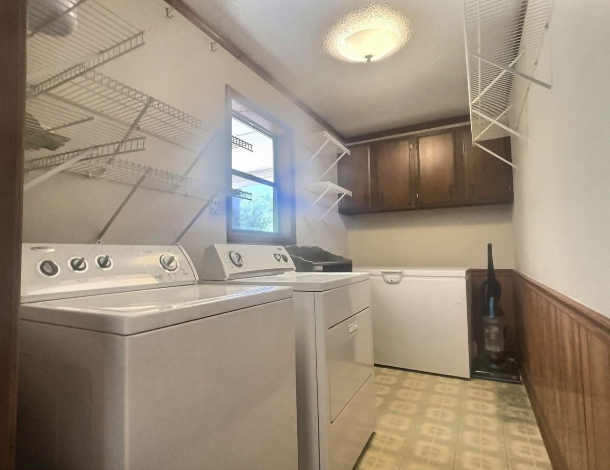 335 Alexander Cv - Photo 7 of 27