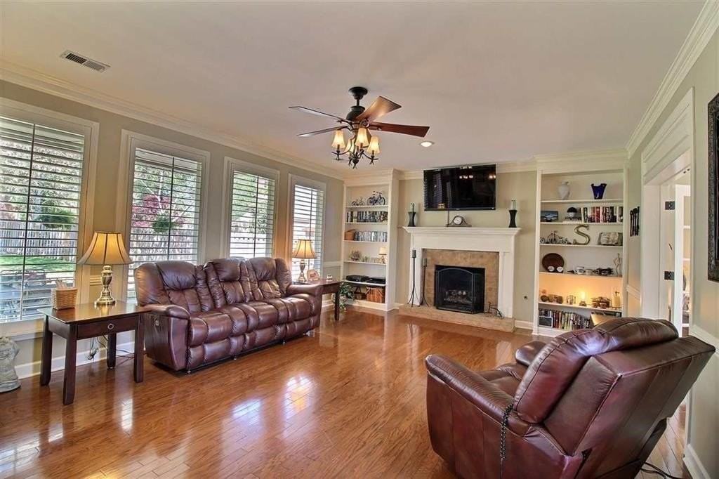 2345 Linkenholt Dr - Photo 6 of 25