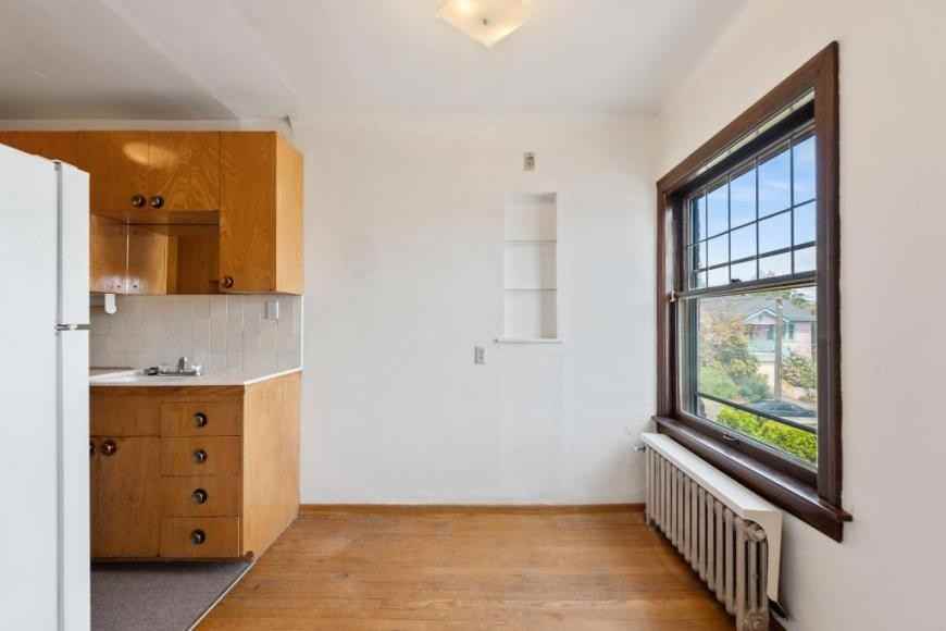 455 N 44th St - Photo 6 of 6