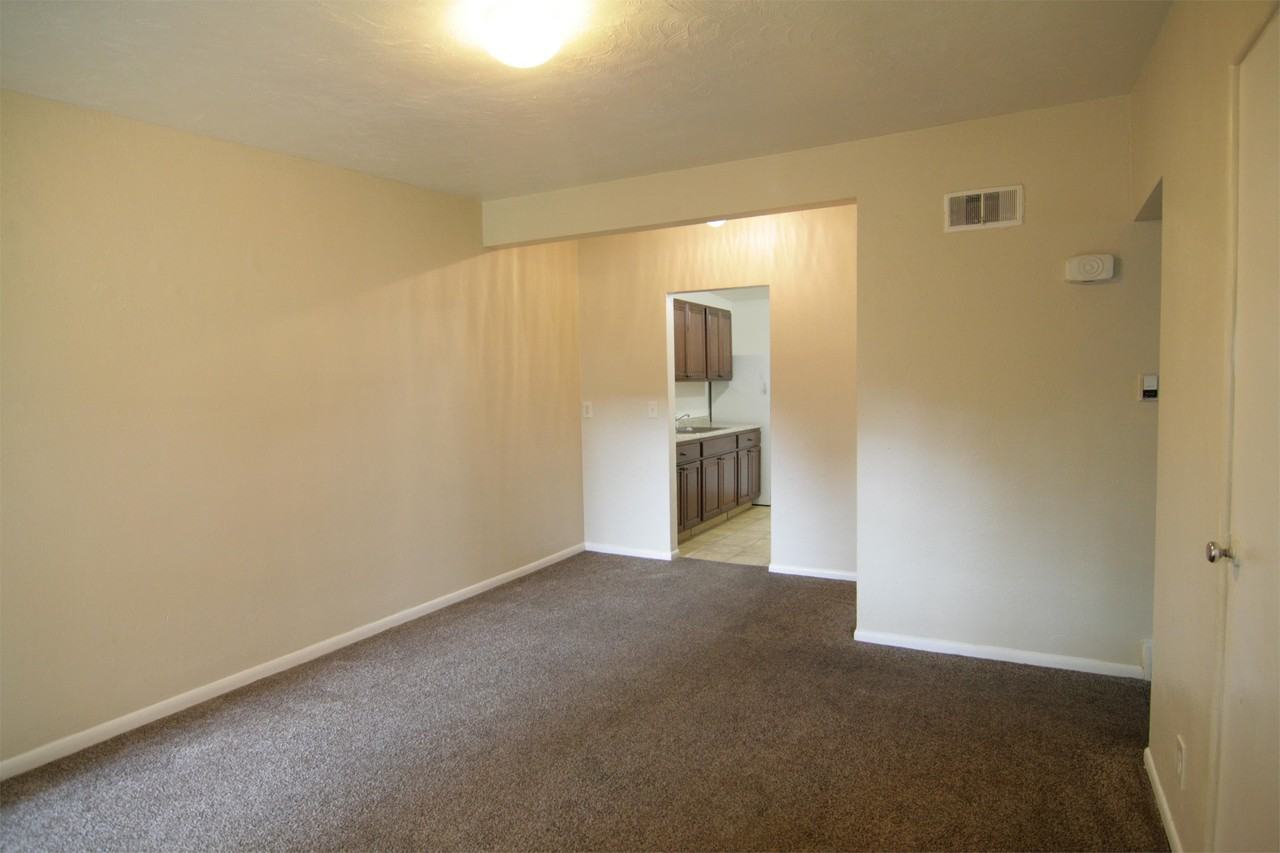 Ida Terrace Apartments-New - Photo 3 of 8