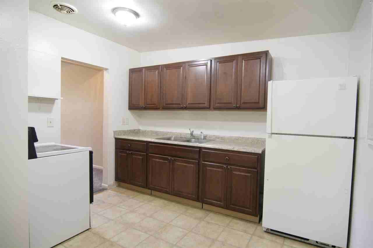 Ida Terrace Apartments-New - Photo 6 of 8