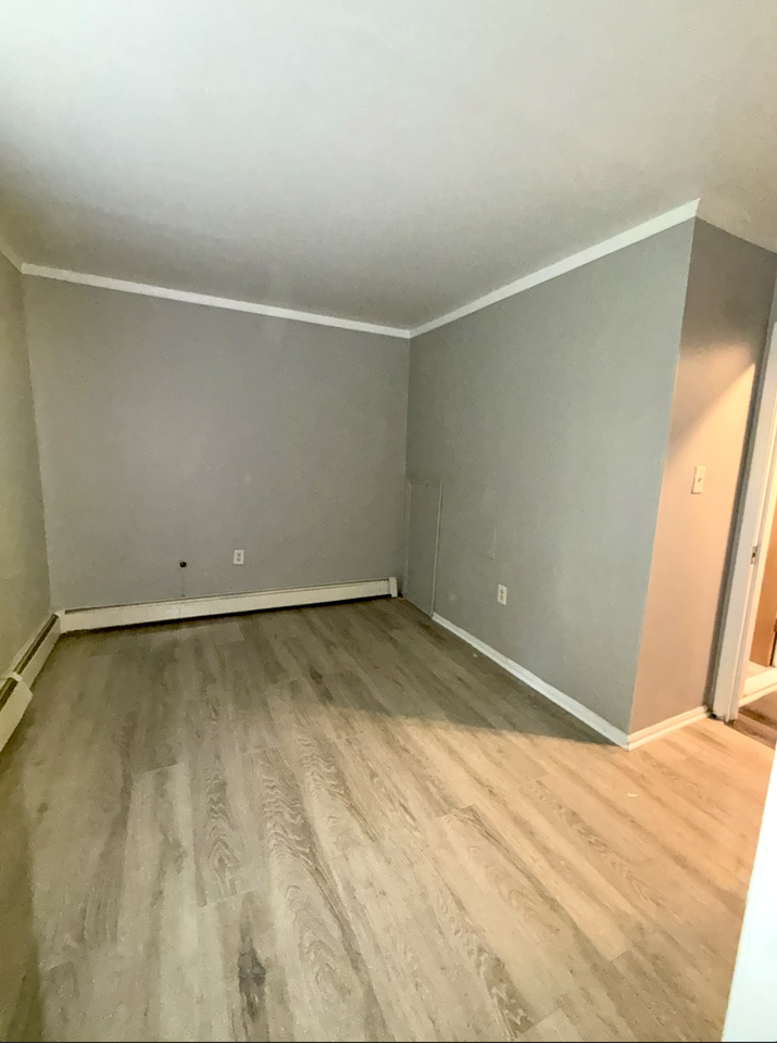 6014 Springfield Avenue - Photo 2 of 6