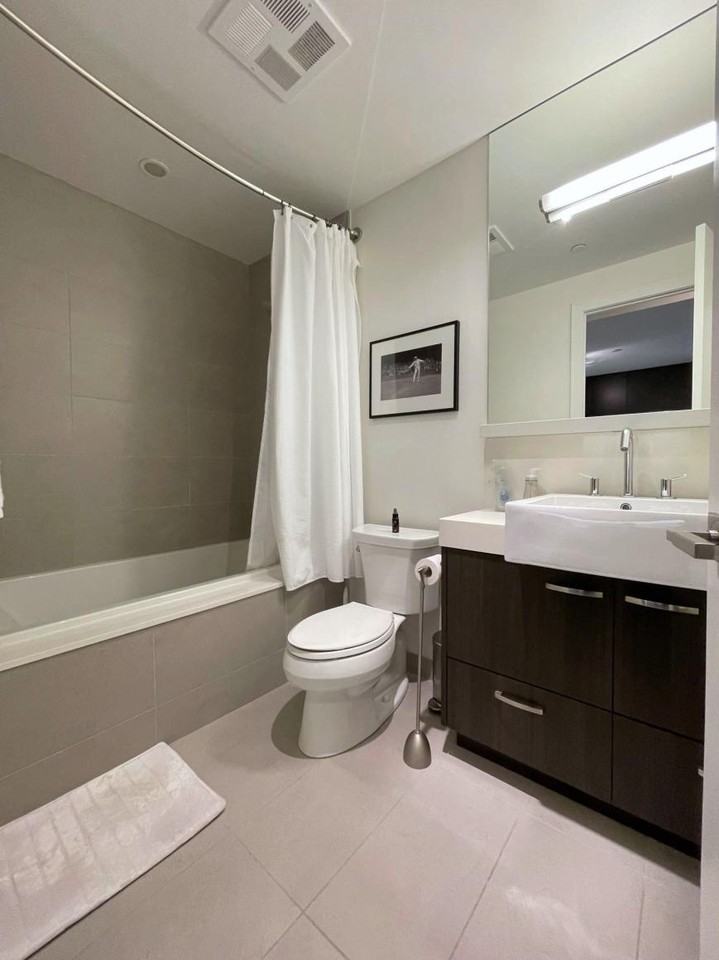 170 Avenue Rd - Photo 5 of 10