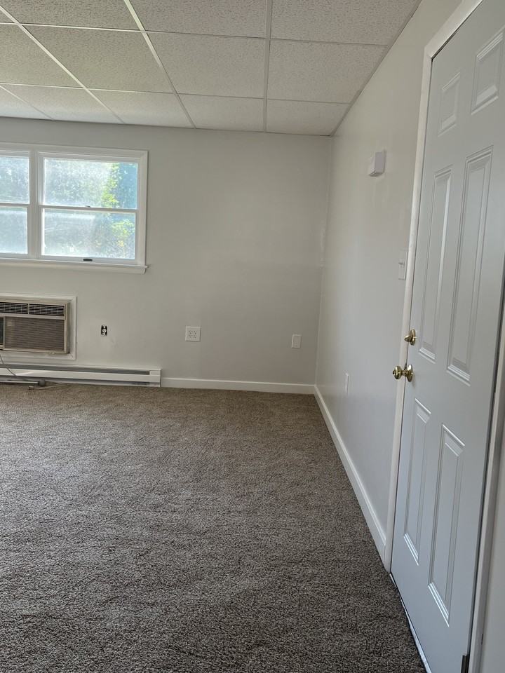 301 Hartzell Drive - Photo 6 of 26