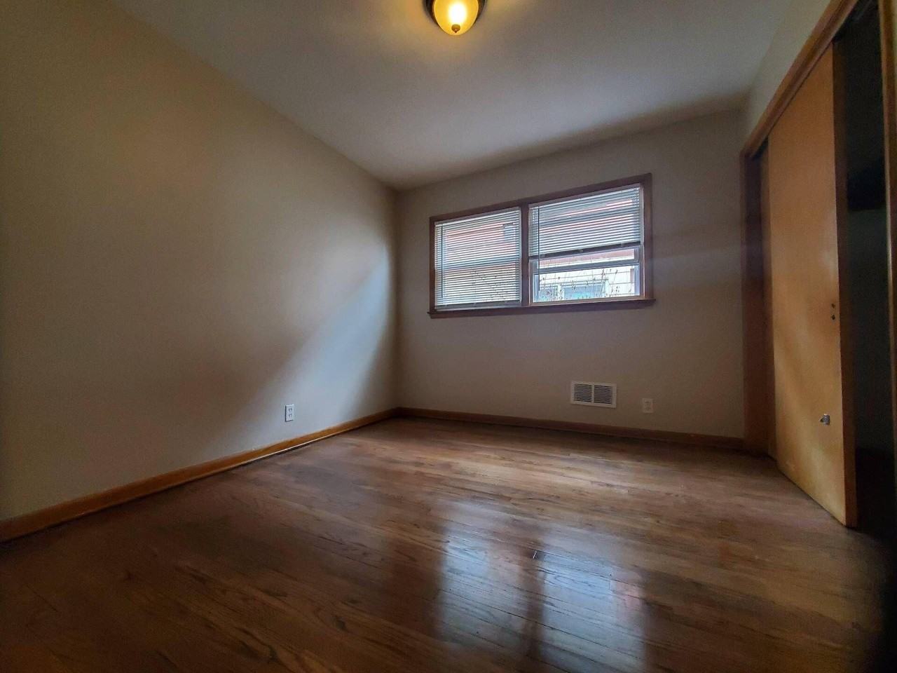 4052 N 85th St - Photo 4 of 13