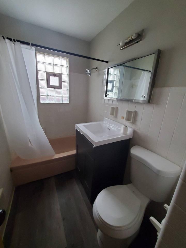 4052 N 85th St - Photo 5 of 13