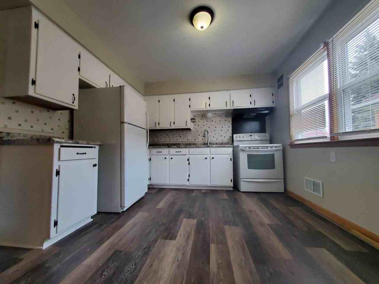 4052 N 85th St - Photo 6 of 13