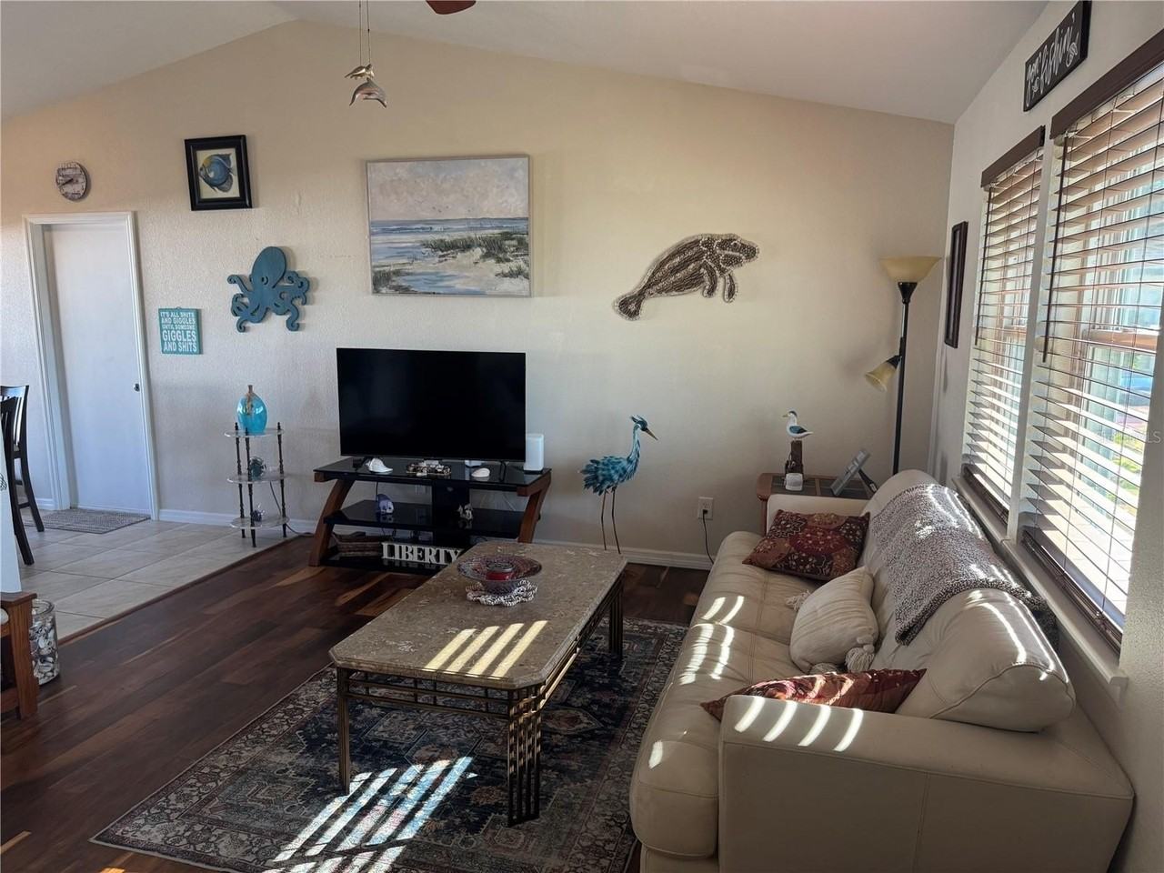 4399 Mundella Cir - Photo 4 of 22