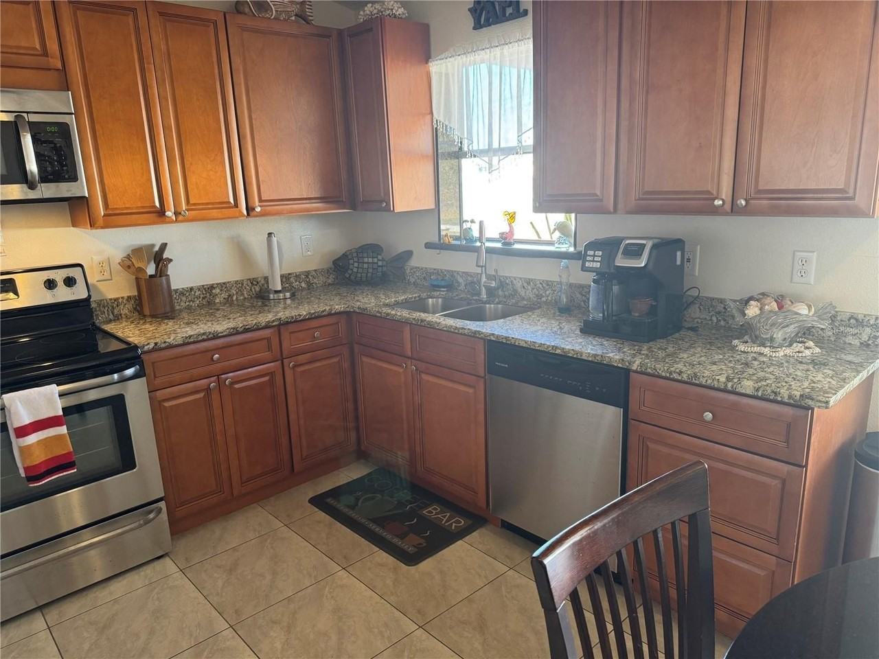 4399 Mundella Cir - Photo 6 of 22