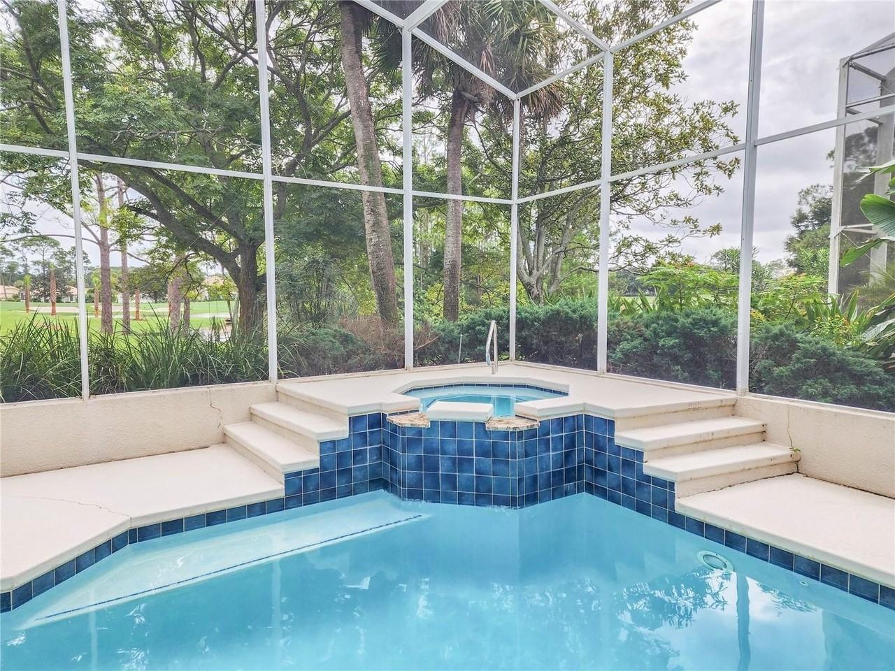 1 Bay Pointe Dr - Photo 3 of 40