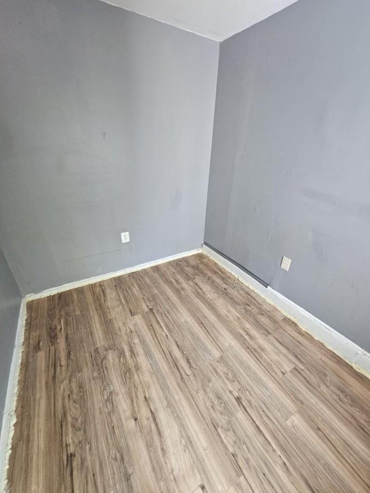 259 1st St - Photo 7 of 8